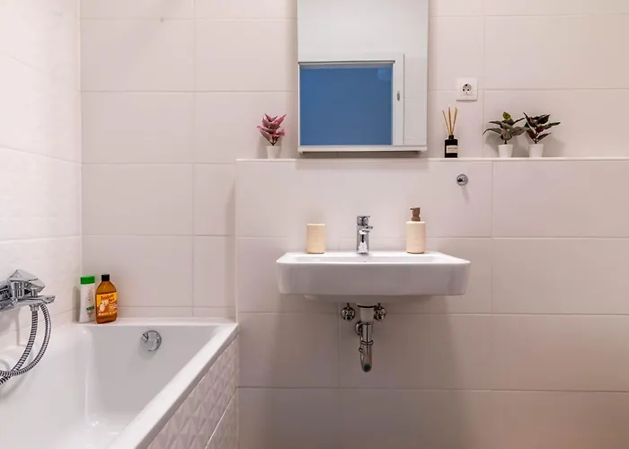 Blue River With Sauna&gym And Parking Lejlighed Budapest
