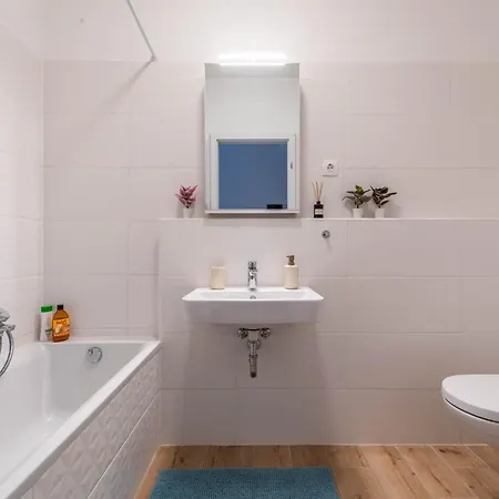 Blue River With Sauna&gym And Parking * Budapeşte