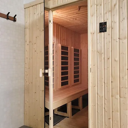 Blue River With Sauna&gym And Parking *