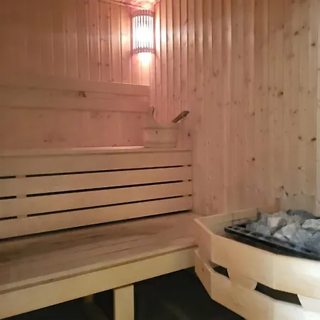 Blue River With Sauna&gym And Parking Apartament *