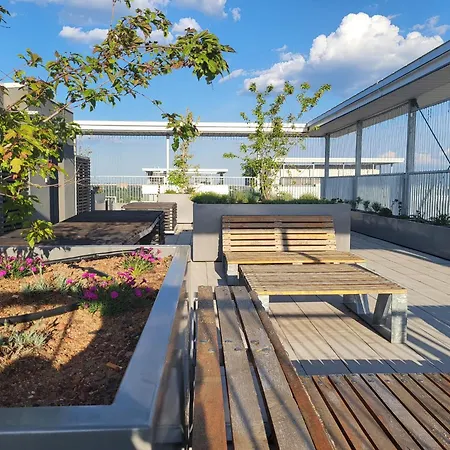 Blue River With Sauna&gym And Parking Apartament *